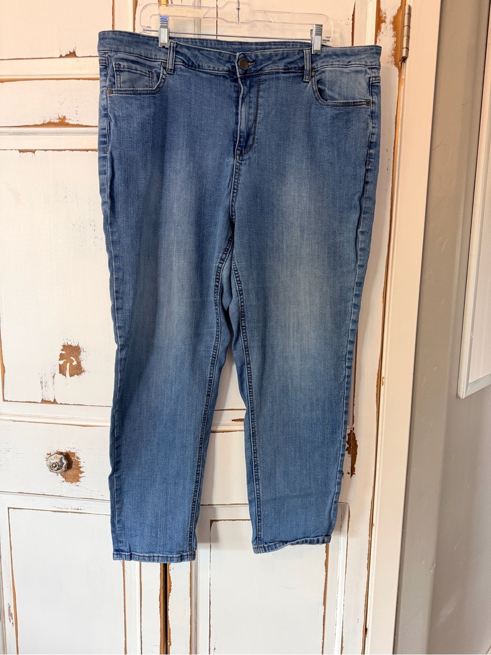 Classic Women's Avenue Midwash Blue Jeans